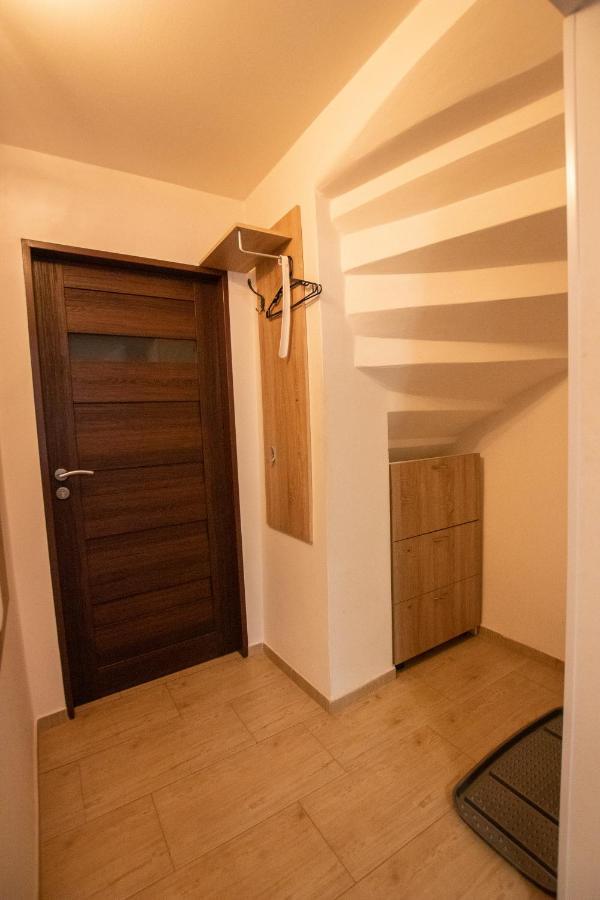 Apartment Blehovi Mala Velen Esterno foto