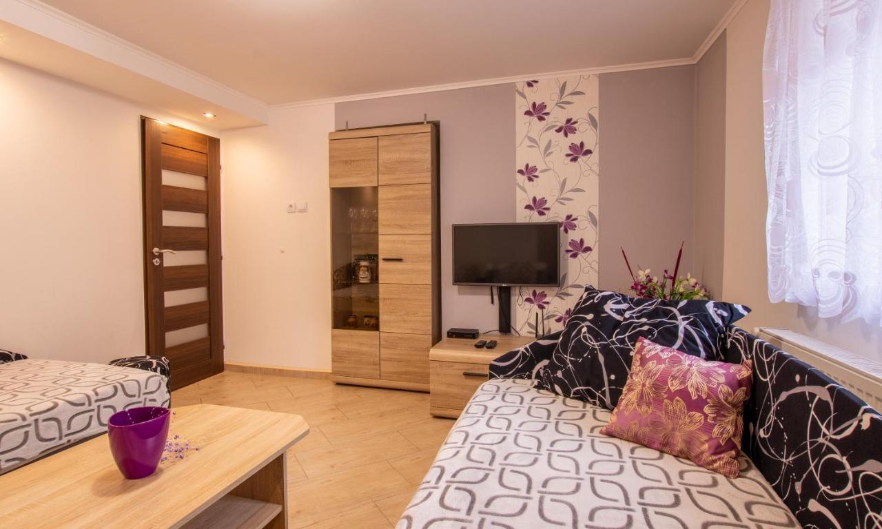 Apartment Blehovi Mala Velen Esterno foto