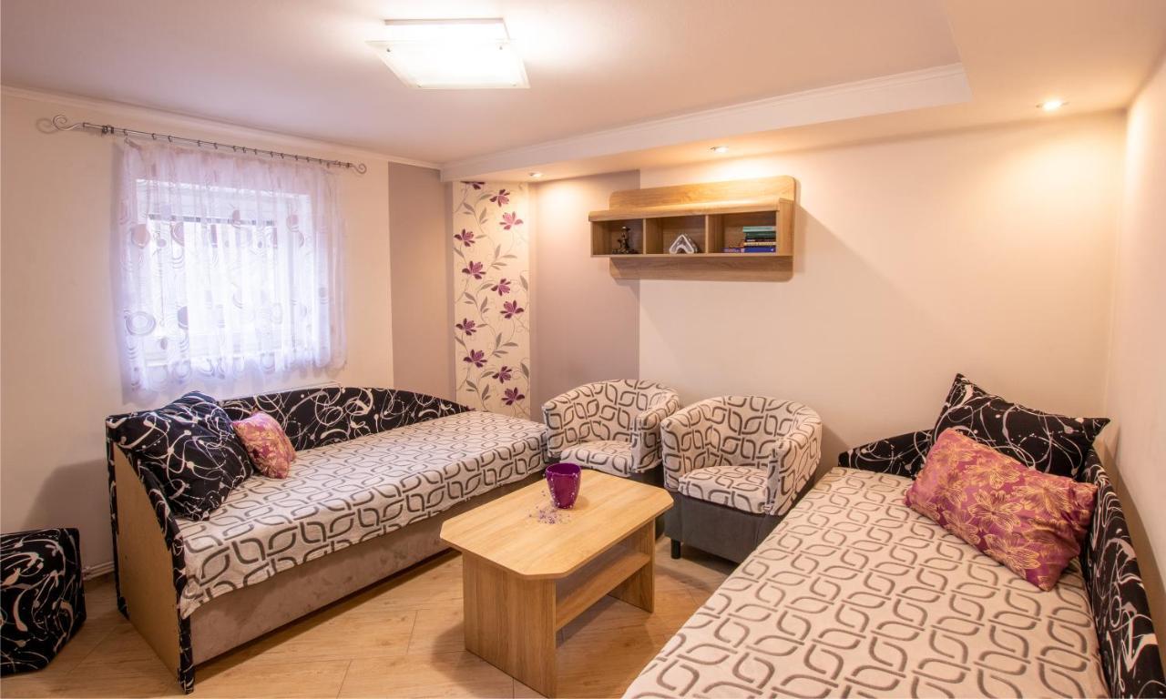 Apartment Blehovi Mala Velen Esterno foto